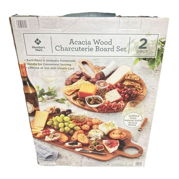 Member's Mark Acacia Wood Charcuterie Boards, Set of 2 - Picture 2 of 2